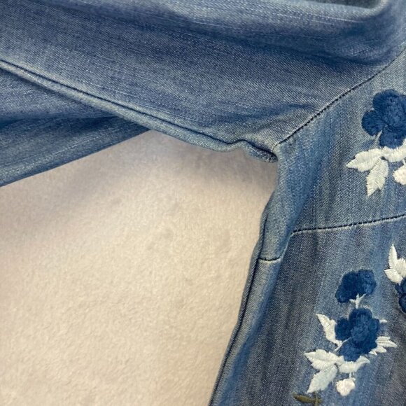 CECE Den Embroidered 3/4 Sleeve Chambray Shift Dress Size 10 Floral Boxy Denim - Picture 11 of 15